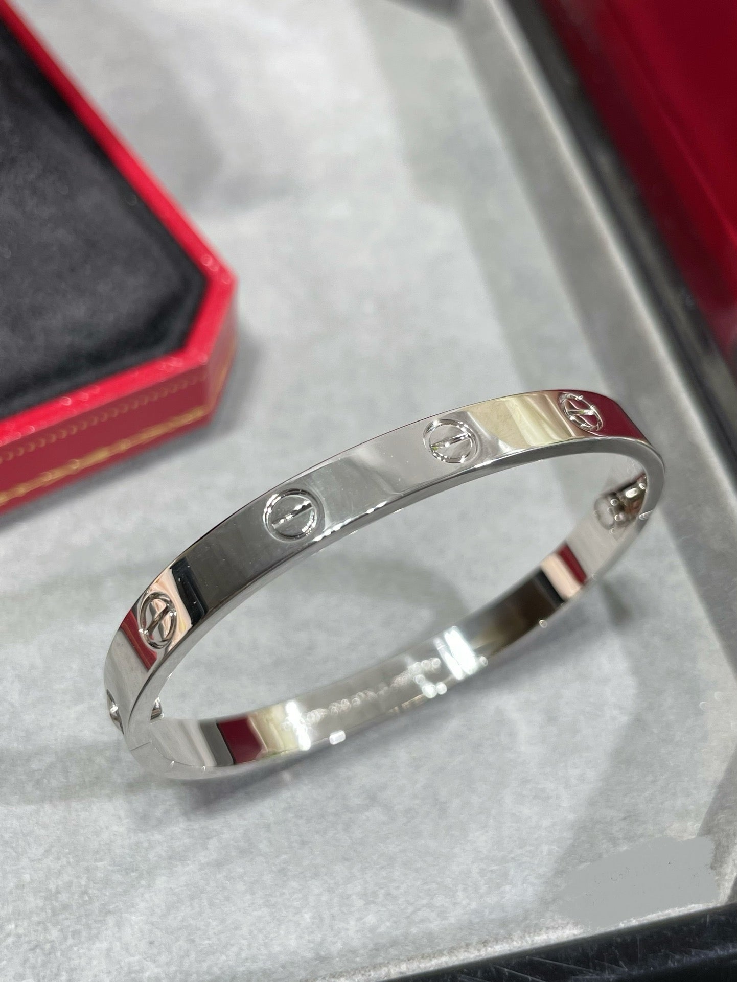 14k White Gold Love Bracelet