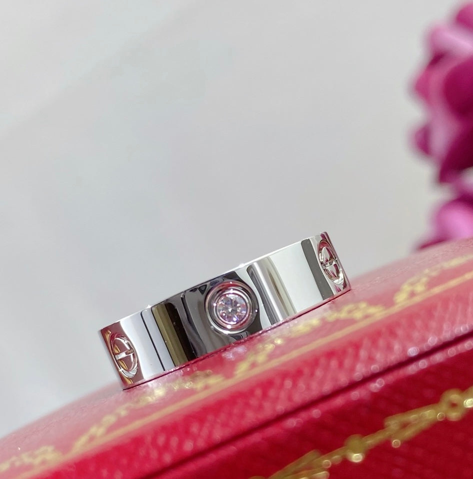 14k White Gold Love  Ring